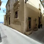 La Punta Di Ortigia Holiday Home